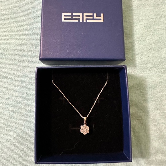 Effy Diamond Cluster Pendant - Picture 3 of 5